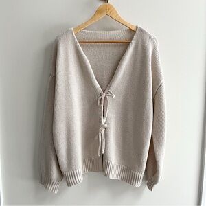 Light Beige Bow Front Bubble Sleeve V Neck Knit Sweater L